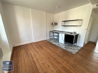 Appartement à louer 2 pièces 55 m²