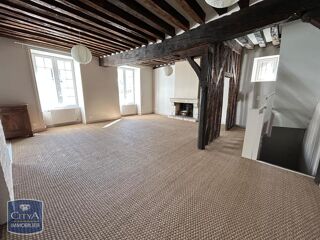 Appartement à louer 5 pièces 120 m²