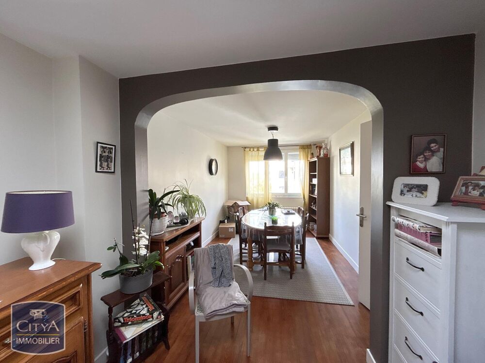 location Appartement - 3 pièce(s) - 65 m² Combronde (63460)