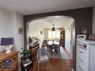  Appartement à louer 3 pièces 65 m²
