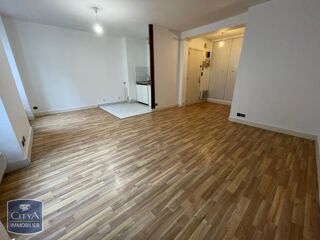  Appartement à louer 1 pièce 32 m²