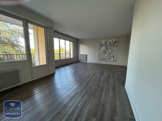  Appartement à louer 4 pièces 81 m²