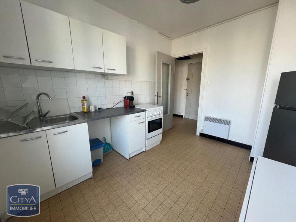 EXCLUSIVITÉ - Grand T1 MEUBLE de 31.15m² - EN BON ÉTAT G....