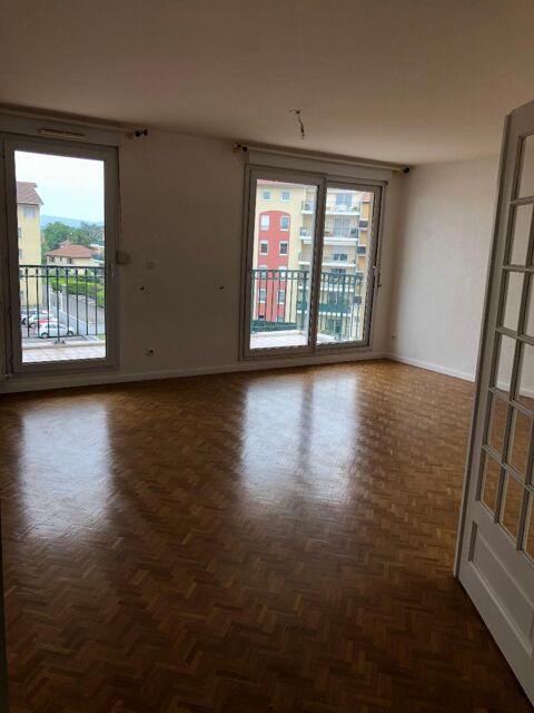   Location Appartement Appartement - 3 pi�ce(s) - 83 m�