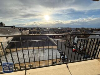  Appartement à louer 3 pièces 76 m²