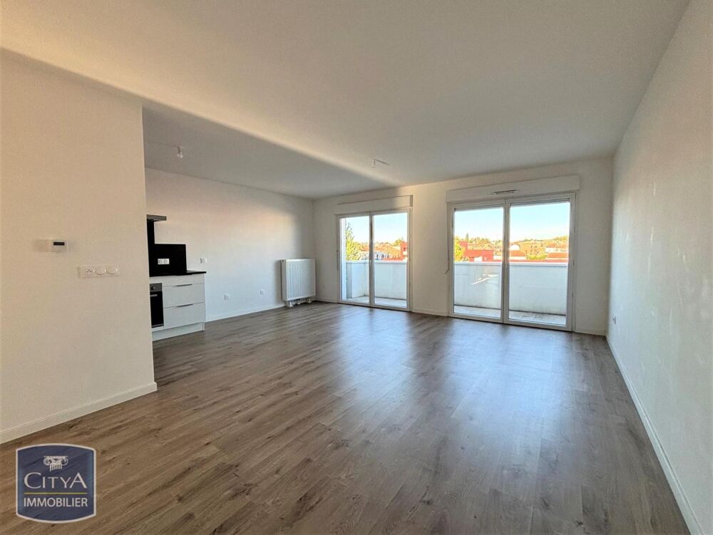 À LOUER : Découvrez cet élégant appartement de type 3, n....