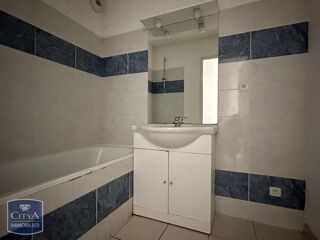  Appartement à louer 2 pièces 44 m²