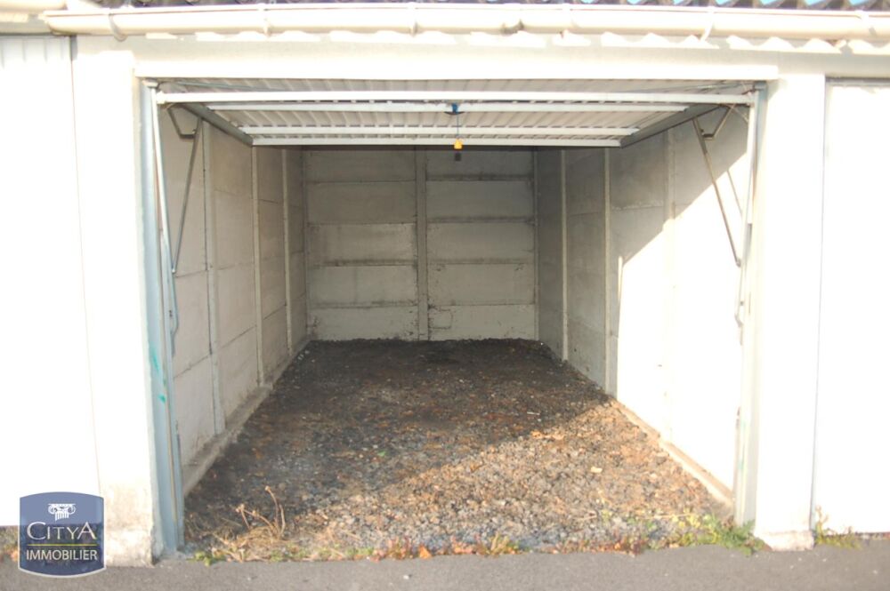 location Parking / Garage - 12 m² Jeumont (59460)