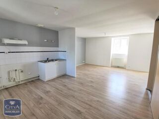  Appartement à louer 3 pièces 81 m²