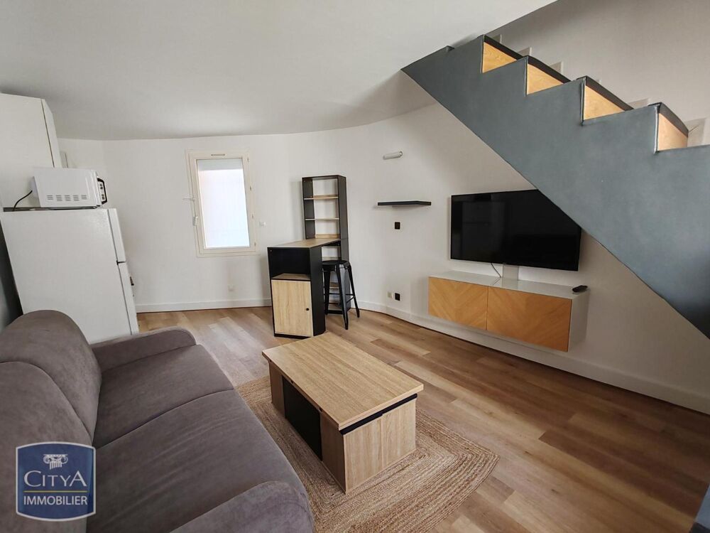LOCATION - NIMES - T2 DUPLEX - MEUBLE - CLIMATISATION - ....