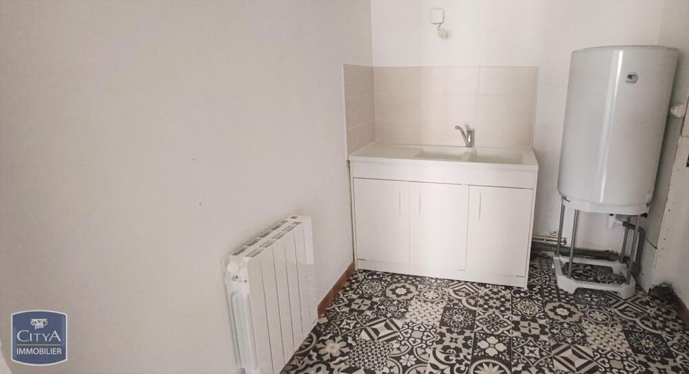 À LOUER : Appartement T1 en duplex situé à Chalon-sur-Sa....