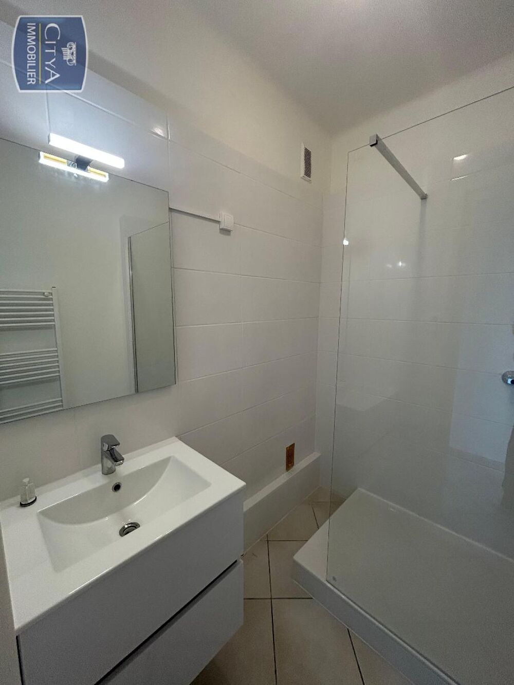 location Appartement - 4 pièce(s) - 76 m² Villeurbanne (69100)