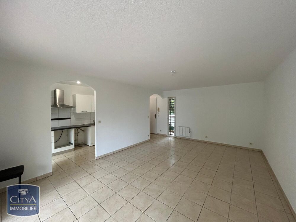 location Appartement - 3 pièce(s) - 75 m² Fréjus (83600)