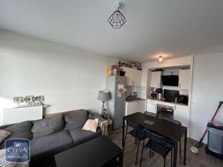  Appartement à louer 2 pièces 39 m²