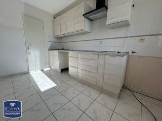 Maison à louer 5 pièces 111 m²