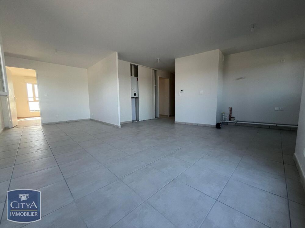 CITYA LAMARTINE vous propose cet appartement T4 situé à ....