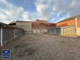  Parking / Garage à louer 