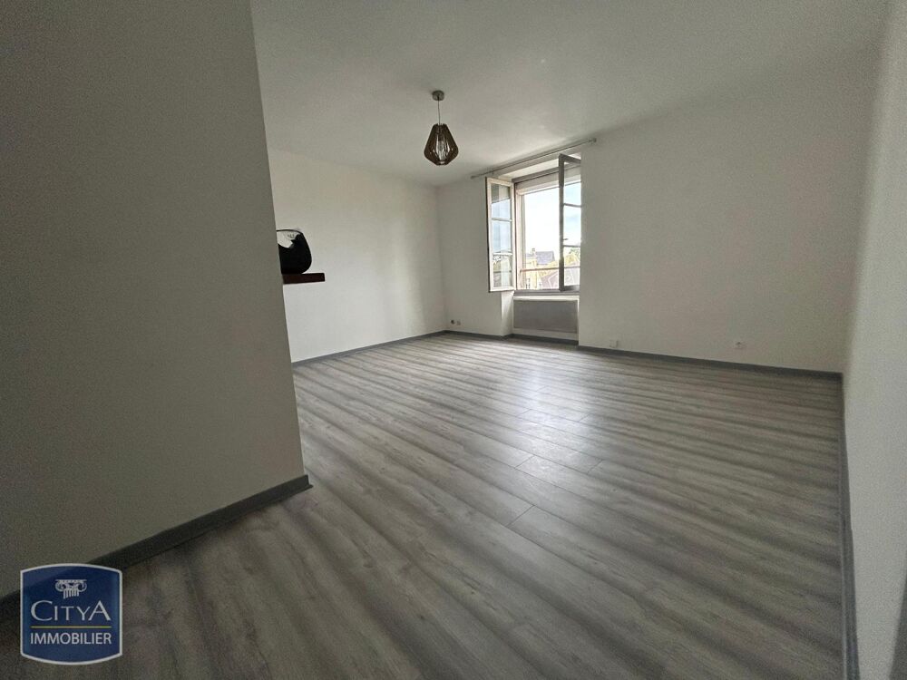 À louer : Appartement T2 situé à Neuville de Poitou, dan....