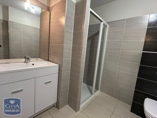  Appartement à louer 2 pièces 41 m²
