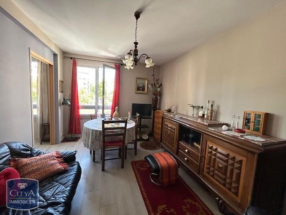 location Appartement - 2 pièce(s) - 45 m² Bourges (18000)