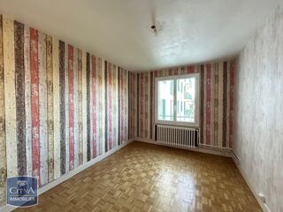  Appartement à louer 3 pièces 74 m²
