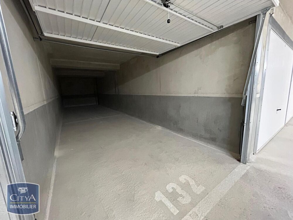 location Parking / Garage - 35 m² Antibes (06600)