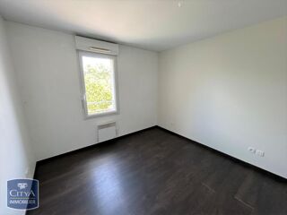  Appartement à louer 3 pièces 65 m²