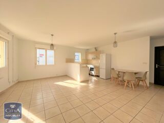  Maison à louer 4 pièces 75 m²