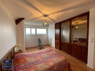  Appartement à louer 3 pièces 64 m²