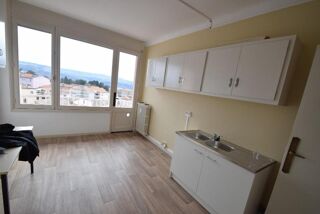  Appartement � louer 3 pi�ces 91 m� Aubenas