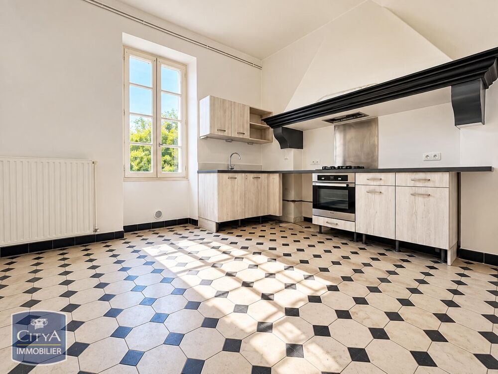 location Maison - 6 pièce(s) - 175 m² Entraigues-sur-la-Sorgue (84320)