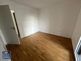  Appartement à louer 2 pièces 55 m²