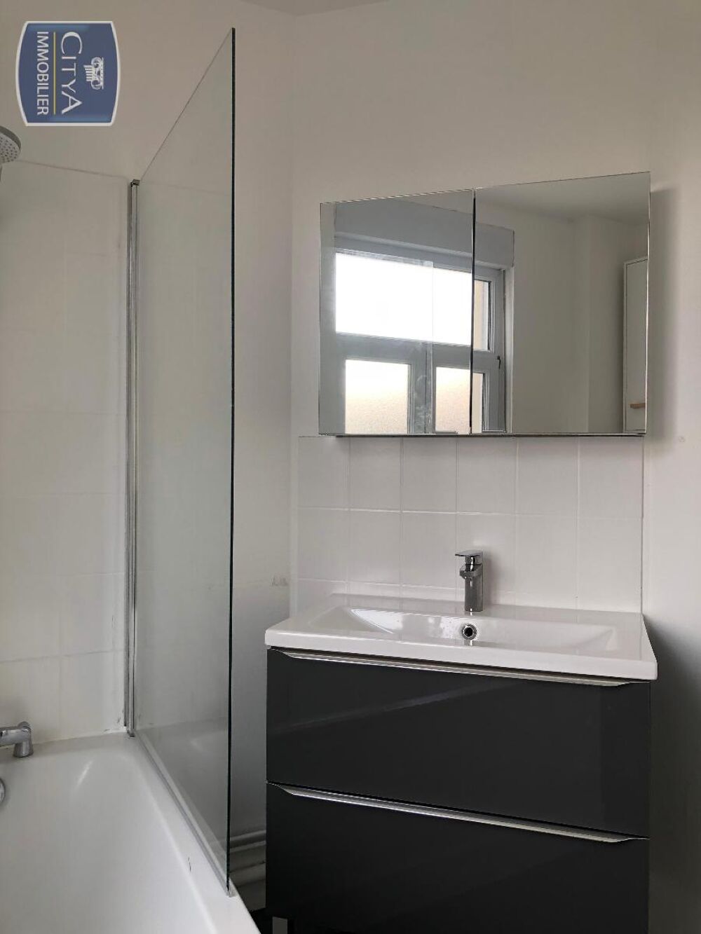 location Appartement - 2 pièce(s) - 40 m² La Madeleine (59110)