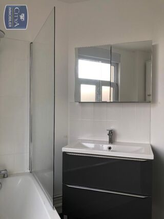  Appartement à louer 2 pièces 40 m²