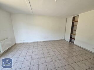  Appartement à louer 3 pièces 57 m²
