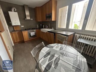  Appartement à louer 4 pièces 82 m²