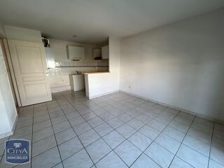  Appartement à louer 2 pièces 45 m²