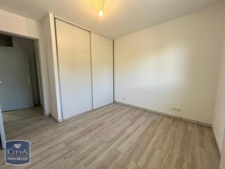  Appartement à louer 2 pièces 54 m²