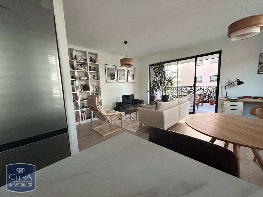 location Appartement - 2 pièce(s) - 57 m² Belfort (90000)