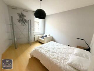  Appartement à louer 3 pièces 73 m²