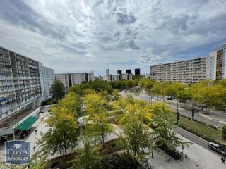  Appartement à louer 3 pièces 89 m²