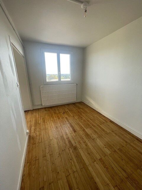  Appartement  louer 4 pices 65 m