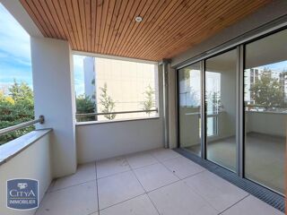  Appartement à louer 3 pièces 72 m²