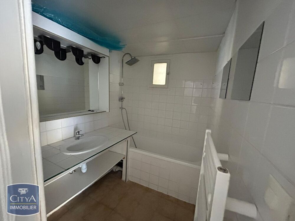 location Appartement - 3 pièce(s) - 58 m² Gignac-la-Nerthe (13180)