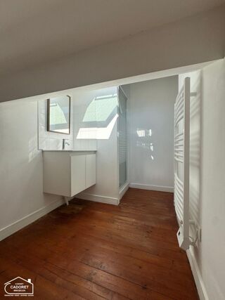  Appartement à louer 2 pièces 50 m²