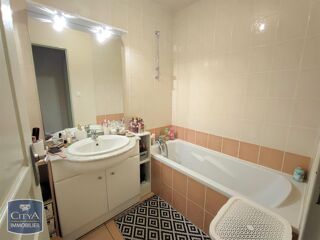  Appartement à louer 2 pièces 49 m²