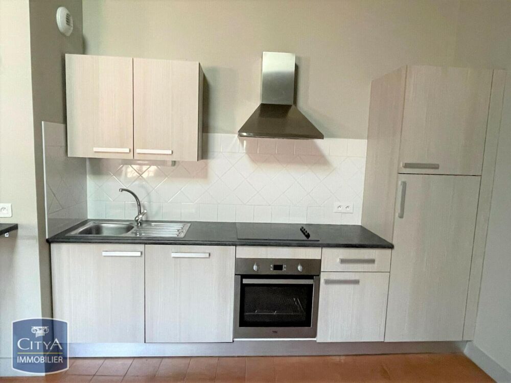 location Appartement - 3 pièce(s) - 87 m² Nimes (30900)