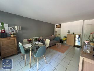  Appartement à louer 2 pièces 47 m²