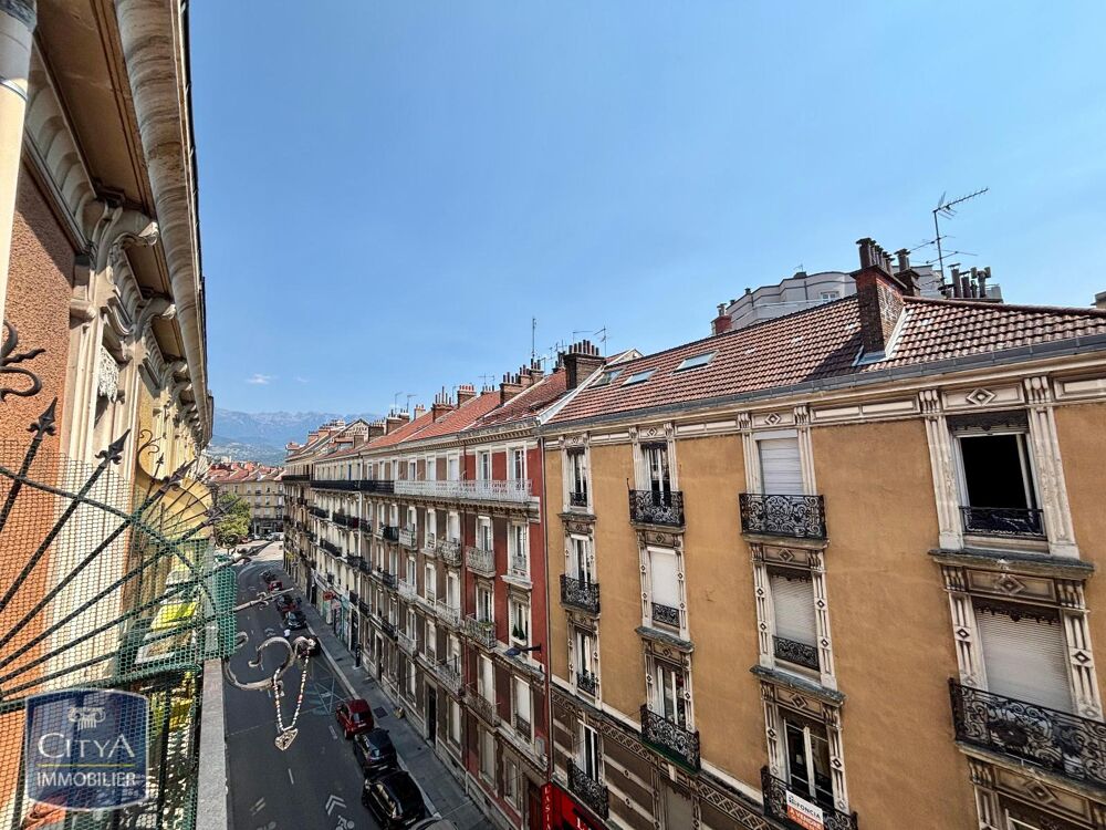 location Appartement - 3 pièce(s) - 44 m² Grenoble (38000)