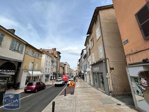 &Agrave; LOUER : Local commercial situ&eacute; &agrave; Villefranche-sur-S... 876 69400 Villefranche sur saone